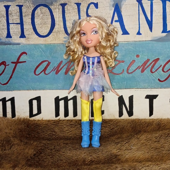 Bratz custome doll Cloe Ooak - Picture 1 of 9